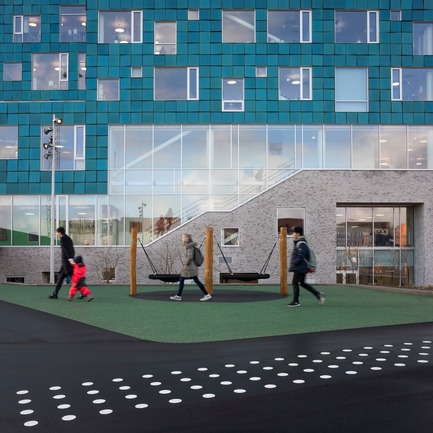 Dossier de presse | 1379-02 - Communiqué de presse | CIS – Copenhagen International School Nordhavn - C.F. Møller Architects - Architecture institutionnelle - Crédit photo : Adam Mørk