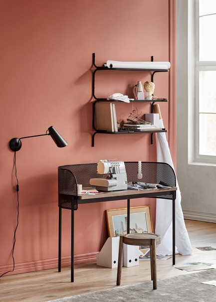 Press kit | 2176-05 - Press release | designjunction Announces First Exhibitor Line-Up and Product Launches - designjunction - Event + Exhibition - Shelter desk designed by Yonoh, Northern  - Photo credit: designjunction2018