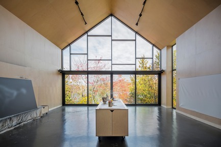 Press kit | 880-13 - Press release | Workshop on a Cliff - MU Architecture - Residential Architecture - Photo credit: Ulysse Lemerise Bouchard