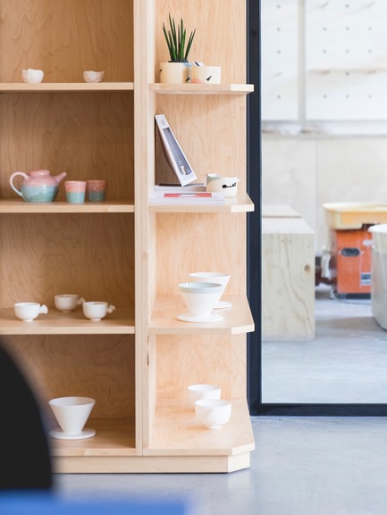 Dossier de presse | 3335-01 - Communiqué de presse | Le café et atelier de poterie Les Faiseurs ouvre ses portes dans La Petite-Patrie - Les Faiseurs - Art de vivre - Crédit photo : Raphaël Thibodeau
