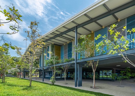 Press kit | 2605-02 - Press release | JPDA Makes History With Certification of First Passive House Building In South Asia - Jordan Parnass Digital Architecture - Commercial Architecture - Exterior with Trees - Photo credit: Ganidu Balasuriya