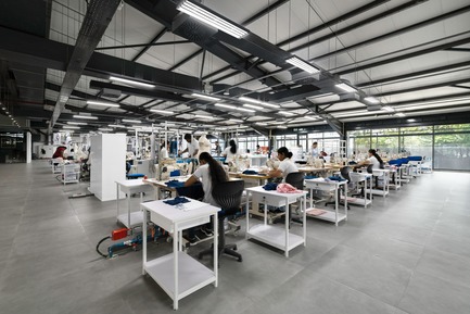 Press kit | 2605-02 - Press release | JPDA Makes History With Certification of First Passive House Building In South Asia - Jordan Parnass Digital Architecture - Commercial Architecture - Production Area - Photo credit: Ganidu Balasuriya