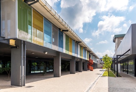 Press kit | 2605-02 - Press release | JPDA Makes History With Certification of First Passive House Building In South Asia - Jordan Parnass Digital Architecture - Commercial Architecture - Courtyard - Photo credit: Jordan Parnass Digital Architecture