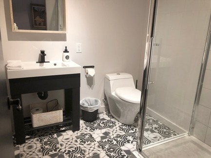 Press kit | 3385-01 - Press release | Discover Boho Dunham - KABIN inc. - Commercial Interior Design -  BOHO Dunham Interior - Private rooms  - Photo credit: KABIN