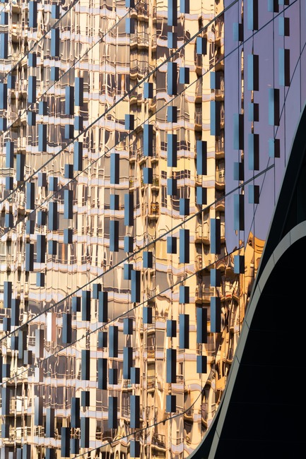 Dossier de presse | 1317-06 - Communiqué de presse | Une oasis urbaine au cœur du quartier du divertissement à Vancouver - ACDF Architecture + Architecture49 + IBI Group - Architecture commerciale - Crédit photo : Ema Peter