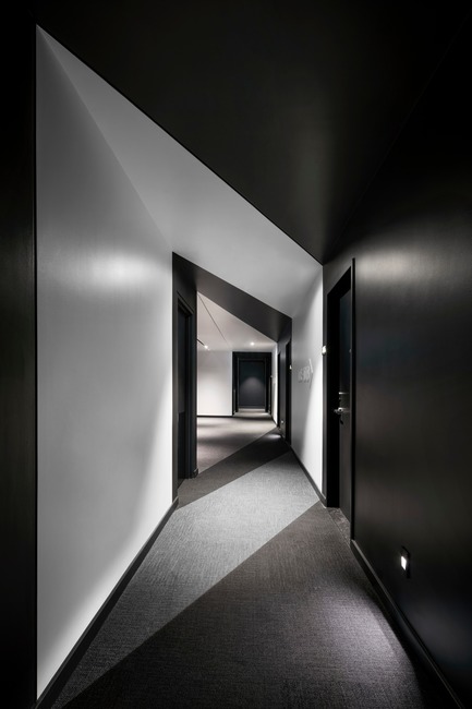 Press kit | 1317-05 - Press release | Hôtel Monville: An ‘Heir’ of Sophistication - ACDF Architecture - Commercial Architecture - Photo credit: Adrien Williams
