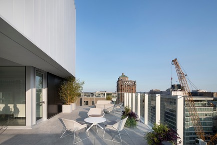 Press kit | 1317-05 - Press release | Hôtel Monville: An ‘Heir’ of Sophistication - ACDF Architecture - Commercial Architecture - Photo credit: Adrien Williams