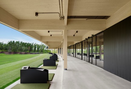 Press kit | 769-03 - Press release | A High-End Golf Clubhouse by Architecture49 - Architecture49 - Commercial Architecture - Golf Exécutif Montréal&nbsp;Clubhouse - Photo credit: Stéphane Brügger