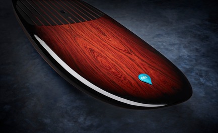 Dossier de presse | 3319-03 - Communiqué de presse | Beau Lake Releases Special Edition Paddleboard in Partnership withInternational Water FoundationOne Drop to Bring Safe Water to the World - Beau Lake - Art de vivre - Crédit photo :          Shin Sugino 