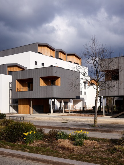 Dossier de presse | 1151-07 - Communiqué de presse | Les Cabanes du Lac - PietriArchitectes - Architecture résidentielle - Les Cabanes du Lac, Aix-les-Bains, PietriArchitectes - Crédit photo : Kevin Dolmaire
