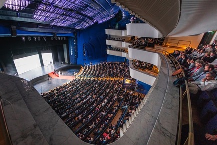 Press kit | 1696-22 - Press release | Red Dot Award: Product Design Begins – Call for Entries Open to Designers and Manufacturers Worldwide - Red Dot Design Award - Competition - The Red Dot Gala takes place in Essen's opera house <br> - Photo credit: Red Dot<br>