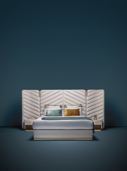 Dossier de presse | 2253-08 - Communiqué de presse | The Best of Portugal: Associative Design Presents a Curated Collection of Artistic Portuguese Design at Downtown Design 2018 - Associative Design - Évènement + Exposition - Associative Design_OPR The Luxury House_Excelsior Bedroom_Stand A13&nbsp; - Crédit photo : OPR