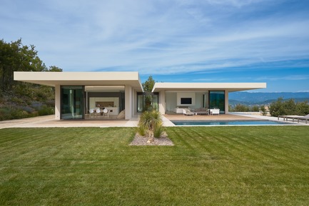 Press kit | 1151-08 - Press release | "MaisonP" Residence - PietriArchitectes - Residential Architecture - MaisonP,&nbsp;Le Puy-Sainte-Réparade , PietriArchitectes - Photo credit: Philippe Biolatto