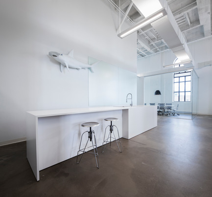 Dossier de presse | 1047-01 - Communiqué de presse | Design des bureaux de BLUE Communications - Jean Guy Chabauty & Anne Sophie Goneau - Design d’intérieur commercial - Crédit photo : Stéphane Groleau