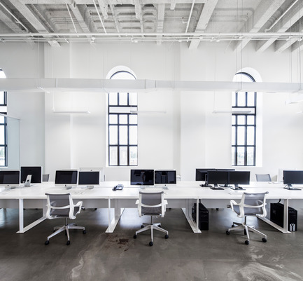 Dossier de presse | 1047-01 - Communiqué de presse | Design des bureaux de BLUE Communications - Jean Guy Chabauty & Anne Sophie Goneau - Design d’intérieur commercial - Crédit photo : Stéphane Groleau