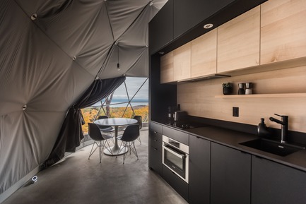Dossier de presse | 1527-08 - Communiqué de presse | Dômes Charlevoix - Bourgeois / Lechasseur architectes - Architecture de paysage - Crédit photo : Maxime Valsan