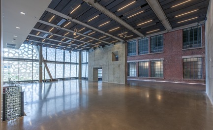 Dossier de presse | 675-13 - Communiqué de presse | L’Édifice Wilder – Espace Danse obtient la certification LEED NC, niveau argent - Ædifica - Architecture institutionnelle -   L’Édifice Wilder – Espace Danse&nbsp;<br>CONSORTIUM : Lapointe Magne + Ædifica   - Crédit photo :  Michel Brunelle 