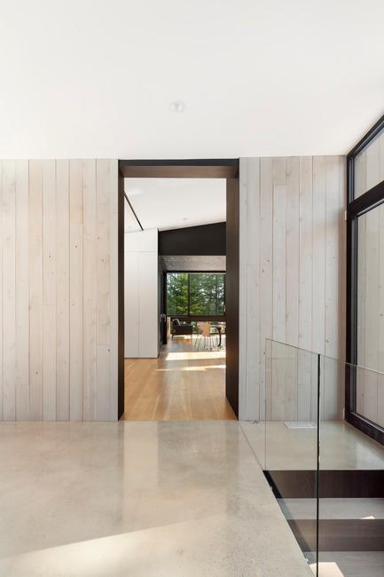 Press kit | 720-12 - Press release | TRIPTYCH - yh2 - Residential Architecture - Photo credit: Maxime Brouillet