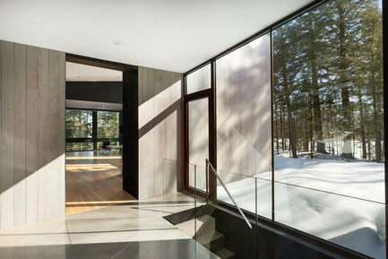 Press kit | 720-12 - Press release | TRIPTYCH - yh2 - Residential Architecture - Photo credit: Maxime Brouillet