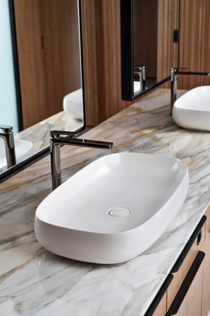 Dossier de presse | 3039-02 - Communiqué de presse | RBI Apartment - Coletivo Arquitetos - Design d’intérieur résidentiel - Master Bathroom - Crédit photo : Ruy Teixeira&nbsp;