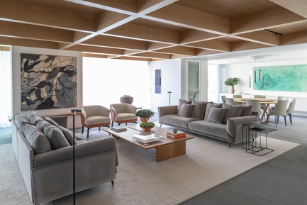 Dossier de presse | 3039-02 - Communiqué de presse | RBI Apartment - Coletivo Arquitetos - Design d’intérieur résidentiel - Living Room&nbsp; - Crédit photo : Ruy Teixeira&nbsp;