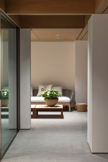 Dossier de presse | 3039-02 - Communiqué de presse | RBI Apartment - Coletivo Arquitetos - Design d’intérieur résidentiel - Terrace&nbsp; - Crédit photo : Ruy Teixeira&nbsp;