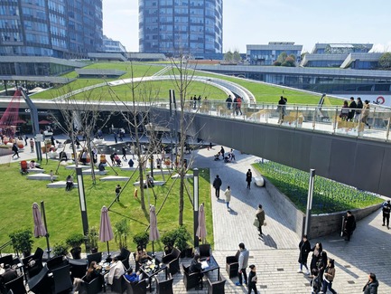 Press kit | 661-48 - Press release | World Architecture Festival 2018 – Day Two Winners of International Architectural Awards Announced - World Architecture Festival (WAF) - Competition - Nikken Sekkei&nbsp;won the ‘Shopping - Completed Buildings’ award for their Shanghai Greenland Centre / Greenland Being Funny in Shanghai, China. - Photo credit: Courtesy of World Architecture Festival