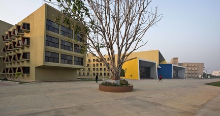Press kit | 661-48 - Press release | World Architecture Festival 2018 – Day Two Winners of International Architectural Awards Announced - World Architecture Festival (WAF) - Competition - The ‘Large Scale Housing - Completed Buildings’ category, supported by GROHE, was won by Indian practice&nbsp;Sanjay Puri Architects&nbsp;for their project The Street in Matura, India. - Photo credit: Dinesh Mehta