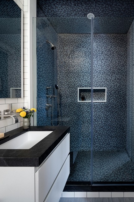 Press kit | 2875-06 - Press release | Park Slope Duplex Apartment - Barker Architecture Office - Residential Interior Design -  Master bathroom with penny tile shower, Furniture Guild vanity and jet mist countertop. - Photo credit: Amy Barkow