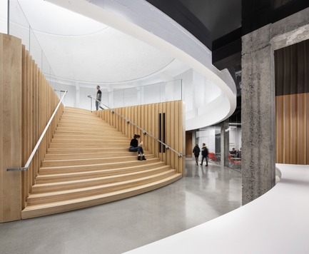 Dossier de presse | 916-13 - Communiqué de presse | Menkès Shooner Dagenais LeTourneux Architectes   donne un nouveau souffle au Planétarium Dow - Menkès Shooner Dagenais LeTourneux Architectes - Architecture institutionnelle - Crédit photo : Stéphane Brügger