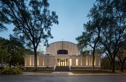 Dossier de presse | 916-13 - Communiqué de presse | Menkès Shooner Dagenais LeTourneux Architectes   donne un nouveau souffle au Planétarium Dow - Menkès Shooner Dagenais LeTourneux Architectes - Architecture institutionnelle - Crédit photo : Stéphane Brügger