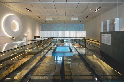 Dossier de presse | 673-21 - Communiqué de presse | Et les lauréats sont ! GRANDS PRIX DU DESIGN 12e édition - Agence PID - Concours -  Prix exposition	<br>Ici a été fondée Montréal	<br>Daily tous les jours en collaboration avec les architectes Dan Hanganu et Michel Dallaire, ainsi que des archéologues et l’équipe du musée de Pointe-à-Callière<br>  - Crédit photo : Raphaël Thibodeau
