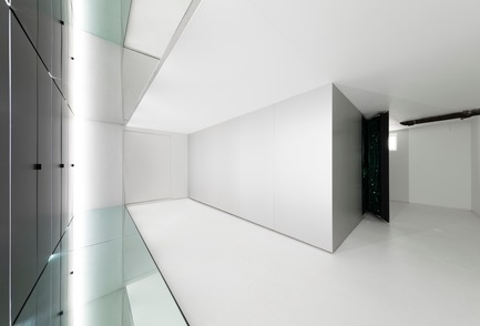 Dossier de presse | 673-21 - Communiqué de presse | Et les lauréats sont ! GRANDS PRIX DU DESIGN 12e édition - Agence PID - Concours -  Prix hors catégorie	<br>Passage réfléchi &amp; Immeuble infini	<br>Jean-Maxime Labrecque, architecte<br>  - Crédit photo : F Bouchard<br>