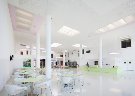 Dossier de presse | 1041-01 - Communiqué de presse | Hopital privé de Villeneuve d’Ascq - Jean-Philippe Pargade - Architecture institutionnelle - Crédit photo : Luc Boegly