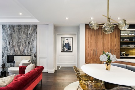 Dossier de presse | 2185-06 - Communiqué de presse | La Dolce Vita - Audax - Design d’intérieur résidentiel - Living and Breakfast Area: Open Concept Space. - Crédit photo : Erik Rotter&nbsp;
