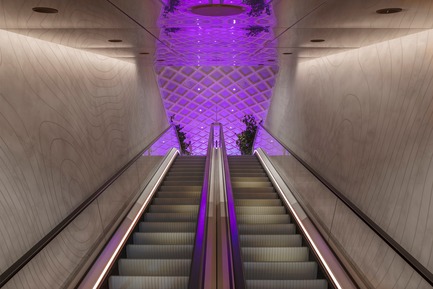 Dossier de presse | 1472-01 - Communiqué de presse | Hotel Norge by Scandic - Concrete Amsterdam - Design d’intérieur commercial - Escalator - Crédit photo : Wouter van der Sar&nbsp;