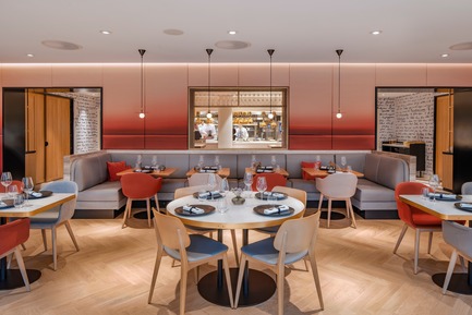 Dossier de presse | 1472-01 - Communiqué de presse | Hotel Norge by Scandic - Concrete Amsterdam - Design d’intérieur commercial - Restaurant Nova&nbsp; - Crédit photo : Wouter van der Sar&nbsp;