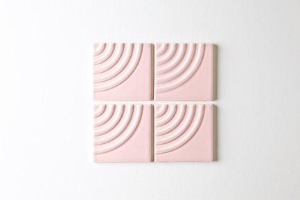 Press kit | 3895-01 - Press release | Signal Tile - Kristine Morich X Clayhaus Modern Tile - Product -  Signal Tile | Kristine Morich X Clayhaus Modern Tile | Radius Pattern01  - Photo credit: Ian Stout
