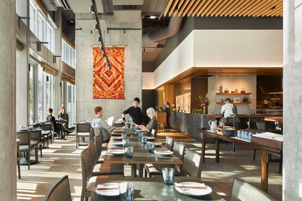 Press kit | 2886-02 - Press release | Wild Ginger Denny Triangle - SkB Architects - Commercial Interior Design - A view of the open dining room - Photo credit: Ben Benschneider
