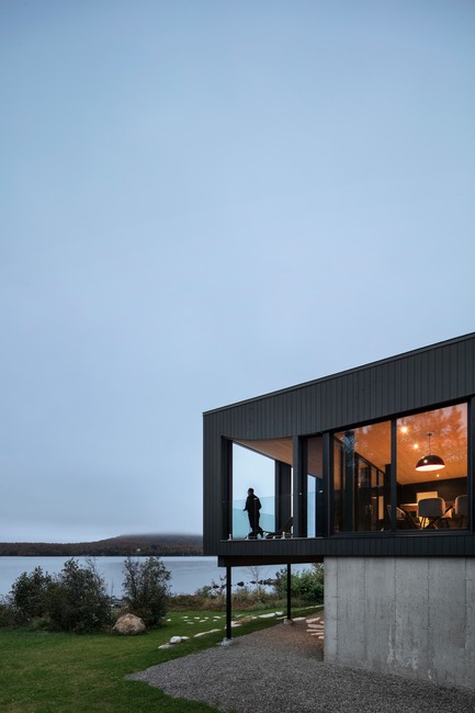 Press kit | 1317-07 - Press release | "La Barque" Residence - ACDF Architecture - Residential Architecture - Photo credit:  Adrien Williams 