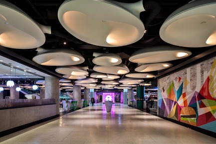 Press kit | 621-26 - Press release | Lightemotion Contributes to the new Union Station Food Court Lighting Atmosphere - Lightemotion - Lighting Design - Photo credit: Philip Castleton