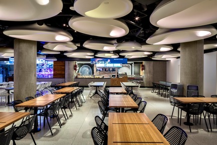 Press kit | 621-26 - Press release | Lightemotion Contributes to the new Union Station Food Court Lighting Atmosphere - Lightemotion - Lighting Design - Photo credit: Philip Castleton