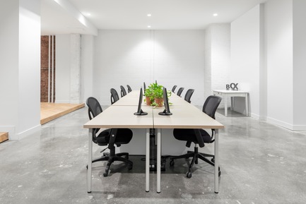 Dossier de presse | 1215-05 - Communiqué de presse | OATBOX, un design pour le bonheur de déjeuner. - ISSASTUDIO - Design d’intérieur commercial - Espace de travail&nbsp; - Crédit photo : Maxime Brouillet