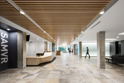 Dossier de presse | 755-06 - Communiqué de presse | Agrandissement du siège social de la Confédération des syndicats nationaux (CSN) - Consortium BGLA + NEUF architect(e)s - Architecture commerciale - Crédit photo : Stéphane Brügger