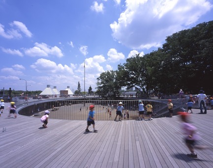 Dossier de presse | 1020-07 - Communiqué de presse | Les candidatures sont maintenant acceptées pour le Prix international de l’IRAC de 100 000$ qui récompense l’architecture transformatrice - L'Institut royal d'architecture du Canada - Concours - Fuji Kindergarten, Tokyo, Japon - Tezuka Architects - Gagnant 2017 - Crédit photo : Katsuhisa Kida
