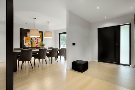 Dossier de presse | 1054-05 - Communiqué de presse | Prendre Le Large - MYTO design d'espaces vivants - Design d’intérieur résidentiel - Hall <br> - Crédit photo : Pierre Béland