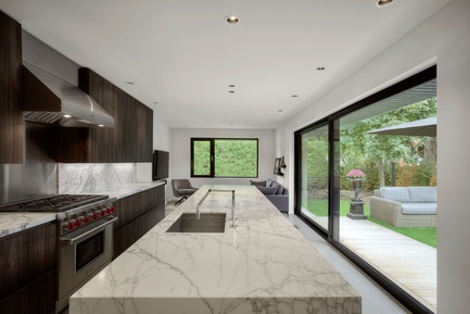 Dossier de presse | 1054-05 - Communiqué de presse | Prendre Le Large - MYTO design d'espaces vivants - Design d’intérieur résidentiel - Cuisine - Crédit photo : Pierre Béland