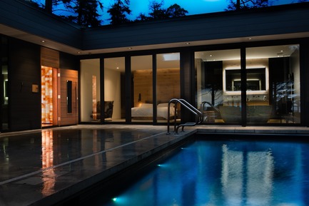 Press kit | 2000-01 - Press release | The WelPod - Circle Wellness Studios - Lifestyle - Interior WelPod located in open air near the centre of a private waterfront residence in Tofino - Photo credit: Darcy Turenne