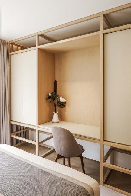 Press kit | 2718-01 - Press release | Jing'an Prime Land - Mason Studio - Residential Interior Design -    Townhouse A:&nbsp; master bedroom cabinetry  - Photo credit: Seth Powers