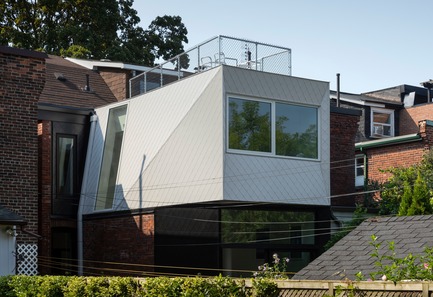 Press kit | 2942-01 - Press release | Updating Toronto's Existing Housing Stock - Reigo & Bauer - Residential Architecture - Photo credit: Tom Arban<br>